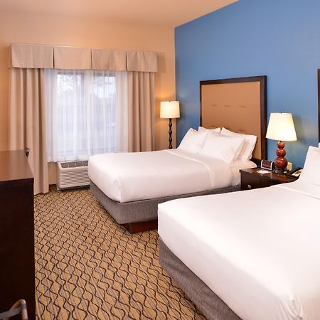 Holiday Inn Express Hotel & Suites Wichita Falls By Ihg Exterior photo