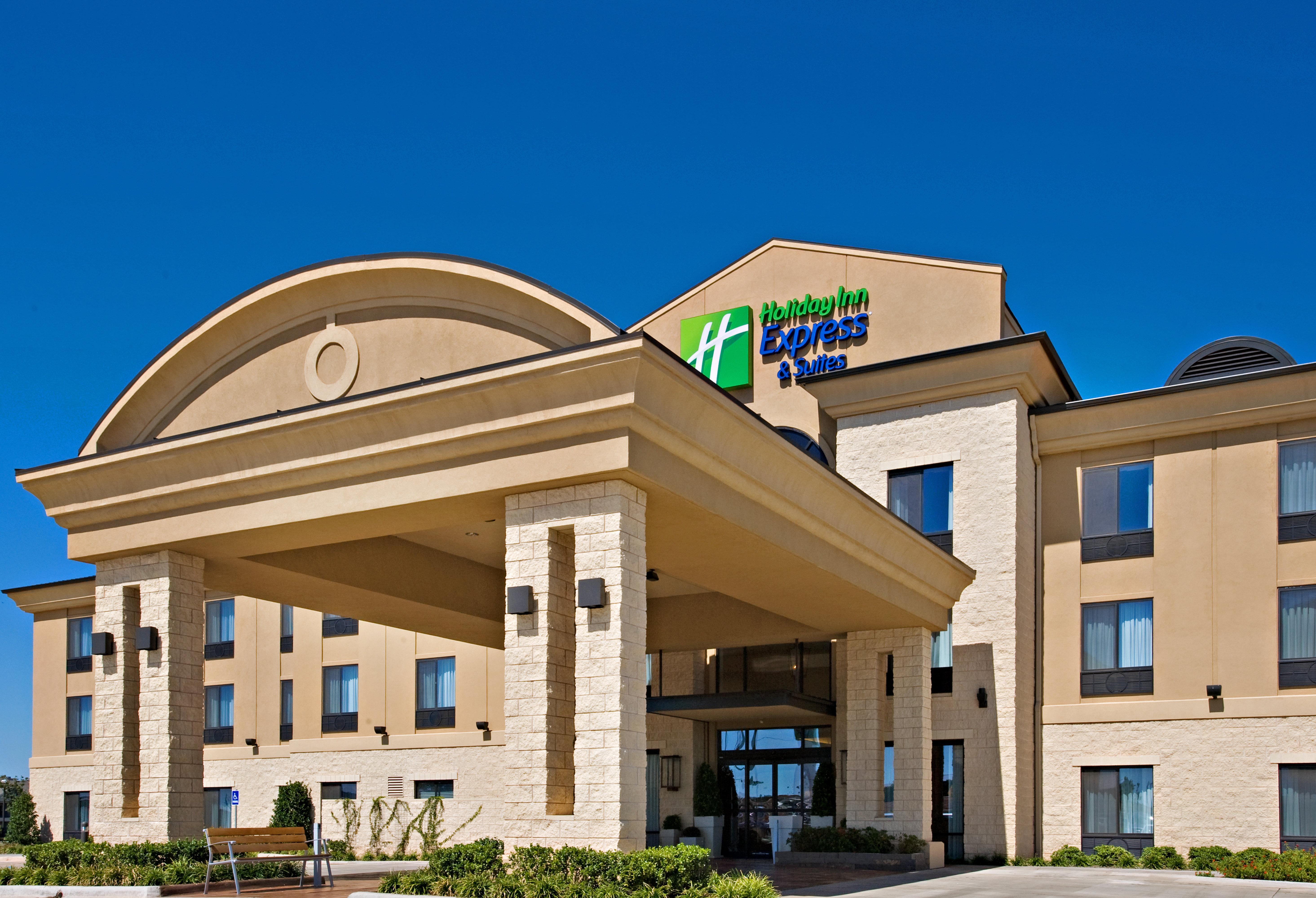 Holiday Inn Express Hotel & Suites Wichita Falls By Ihg Exterior photo